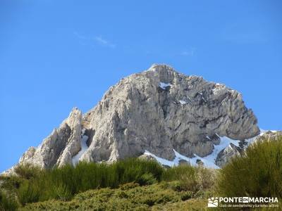 Montaña Leonesa Babia;Viaje senderismo puente; visitar lagunas de ruidera club escalada ropa termic